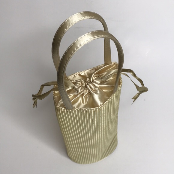 Makeup Gift Keepsake Storage Bag New - Picture 2 of 4